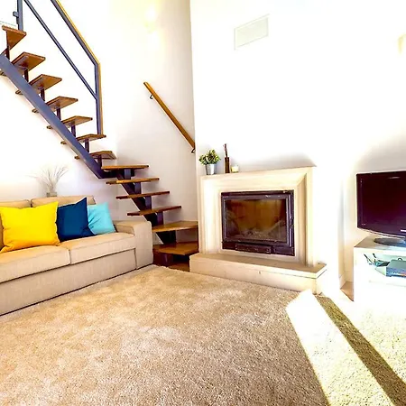 Beautiful Lisbon Golf&beach Duplex Flat Apartamento *